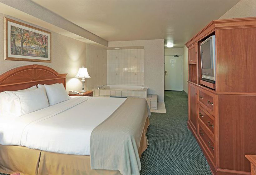 Hotel Holiday Inn Express Bakersfield  | Bakersfield | California | United States 19