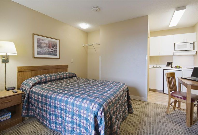 Hotel Crossland Economy Studios  | Fresno | California | United States