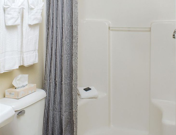 Hotel Crossland Economy Studios  | Fresno | California | United States 6