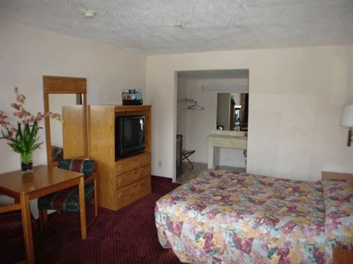 Chariot Inn Motel  | Glendale | California | United States 9