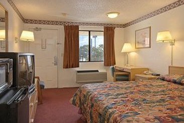 Hotel Days Inn Fresno South  | Fresno | California | United States 9