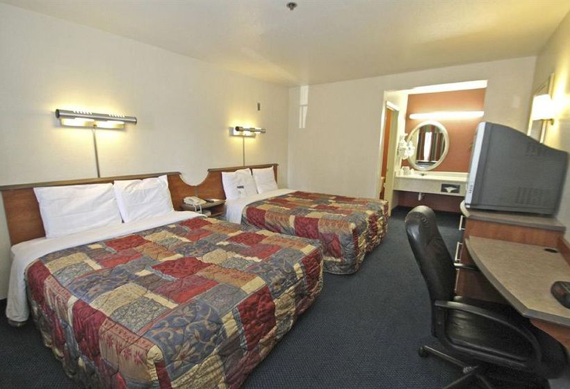 Motel 6 Fresno North Barcus Avenue  | Fresno | California | United States 12