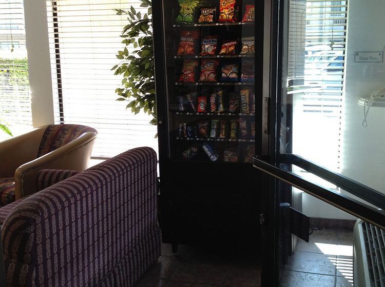 Motel 6 Fresno North Barcus Avenue  | Fresno | California | United States 3