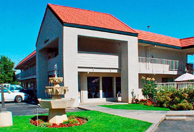 Motel 6 Fresno North Barcus Avenue  | Fresno | California | United States 6