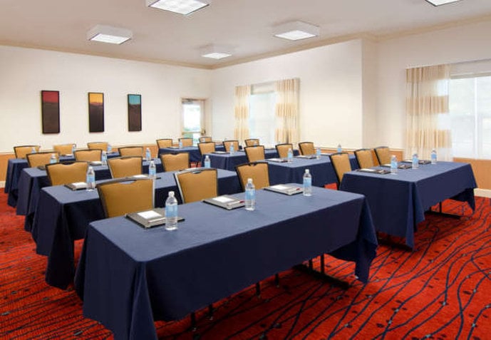 Residence Inn by Marriott  | Fresno | California | United States 15