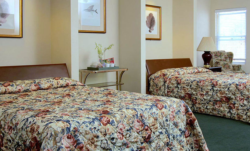 St Lauren Hotel Avalon