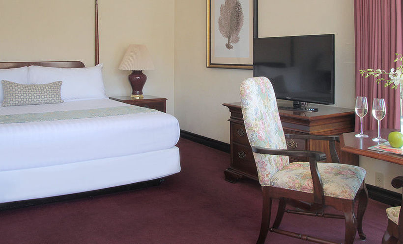 St Lauren Hotel  | Avalon | California | United States 1