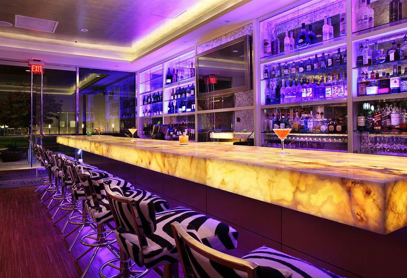 Hotel Avenue of the Arts Wyndham  | Costa Mesa | California | United States 6