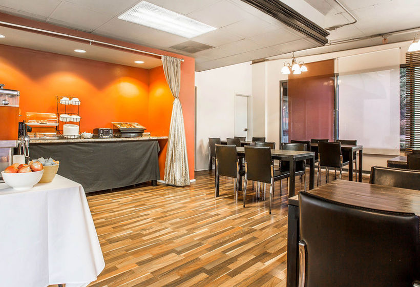 Clarion Hotel Bakersfield  | Bakersfield | California | United States 20