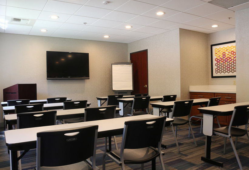 Hotel Comfort Suites Davis  | Davis | California | United States 14