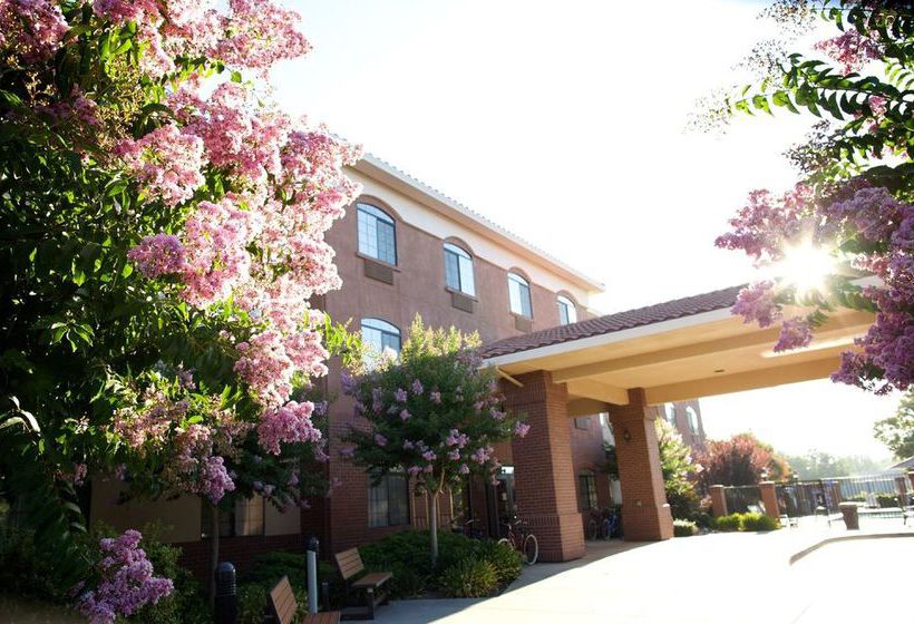 Hotel Comfort Suites Davis  | Davis | California | United States 8