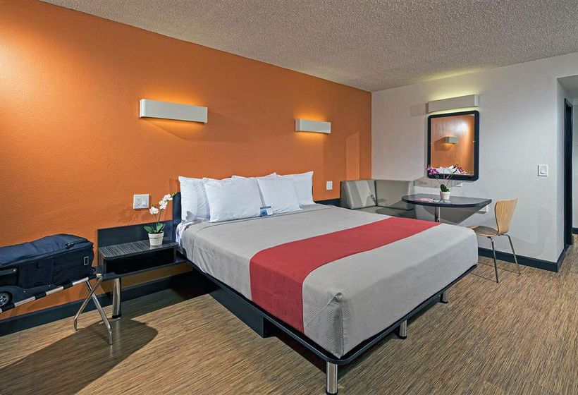 Clarion Hotel Near The Home Depot Center  | Carson | California | United States 3