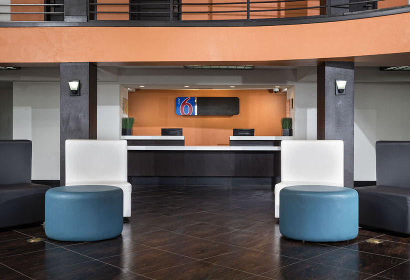 Clarion Hotel Near The Home Depot Center  | Carson | California | United States 9