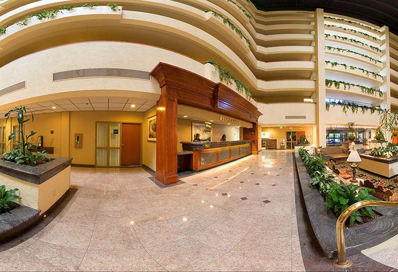 Doubletree Fresno Hotel Conference Center Fresno California