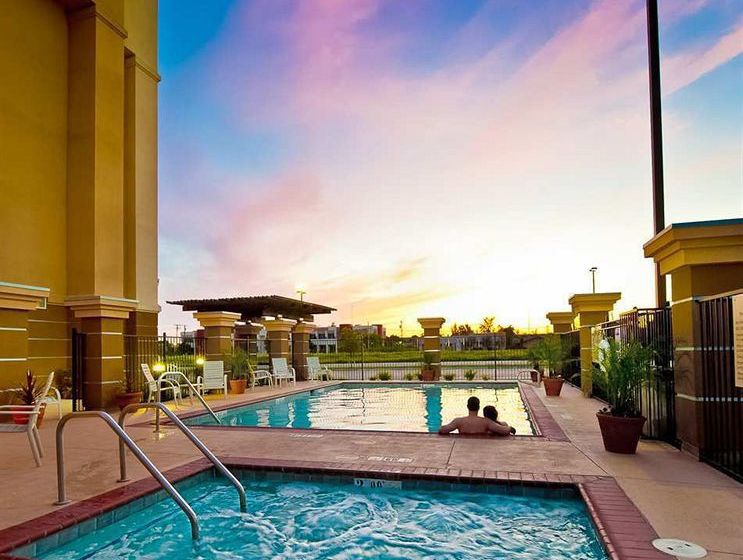 Hampton Inn & Suites Fresno  | Fresno | California | United States 1