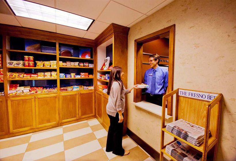 Hampton Inn & Suites Fresno  | Fresno | California | United States 11