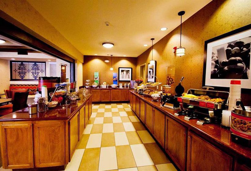 Hampton Inn & Suites Fresno  | Fresno | California | United States 12