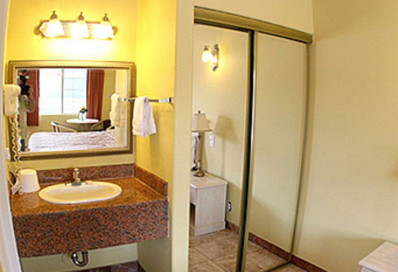 Hotel Glen Capri Inn Suites California