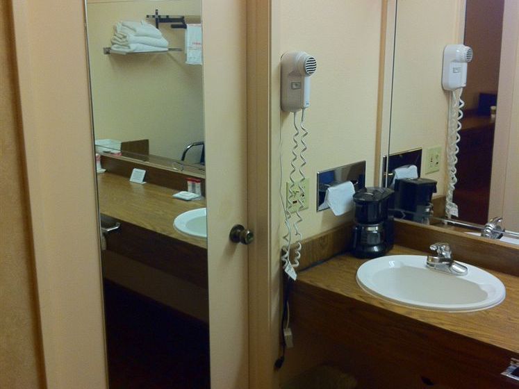 Hotel Ramada Limited of Gilroy  | Gilroy | California | United States 19