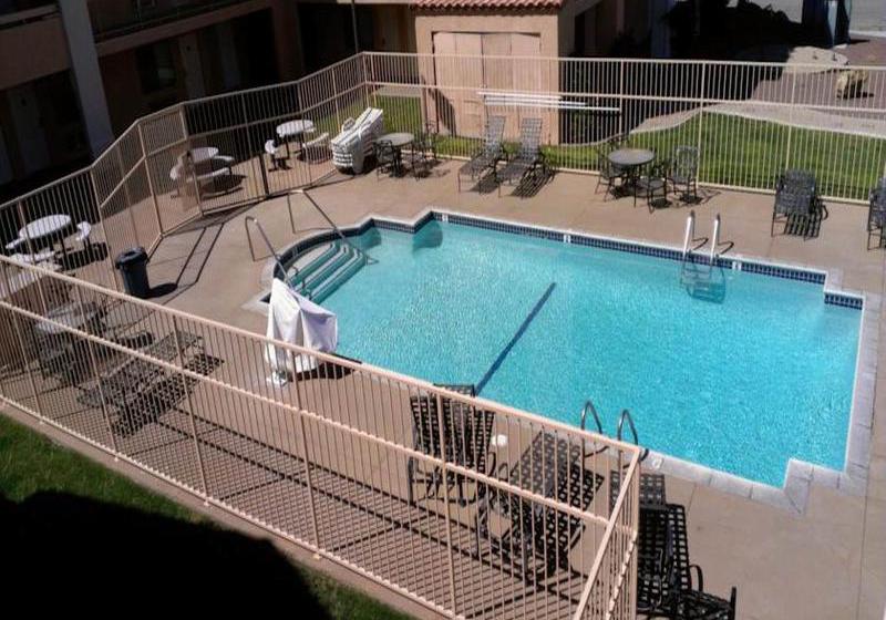 Hotel Days Inn South Lenwood Barstow California