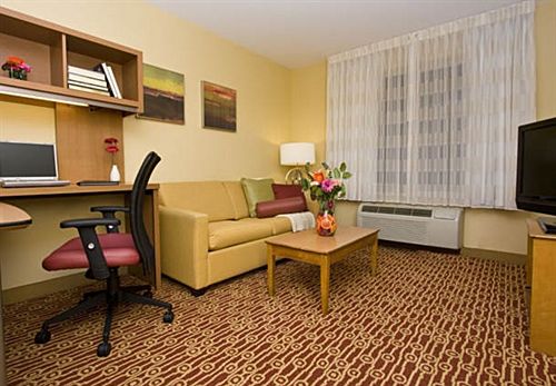 Hotel TownePlace Suites by Marriott Fresno  | Fresno | California | United States 9