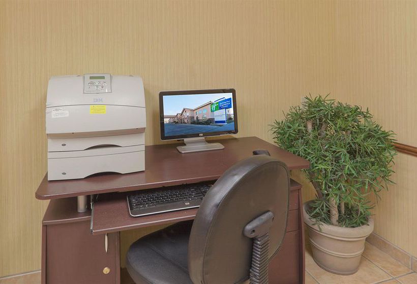 Hotel Holiday Inn Express Bishop  | Bishop | California | United States 19