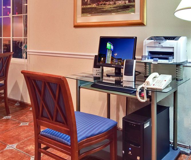 Hotel Holiday Inn Express Calexico  | Calexico | California | United States 16