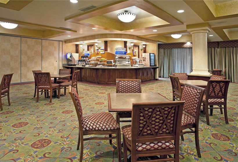 Holiday Inn Express Hotel & Suites El Centro  | El Centro | California | United States 1
