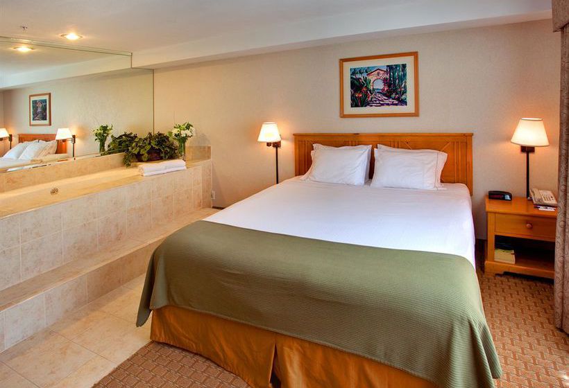 Holiday Inn Express Hotel & Suites Costa Mesa  | Costa Mesa | California | United States 1