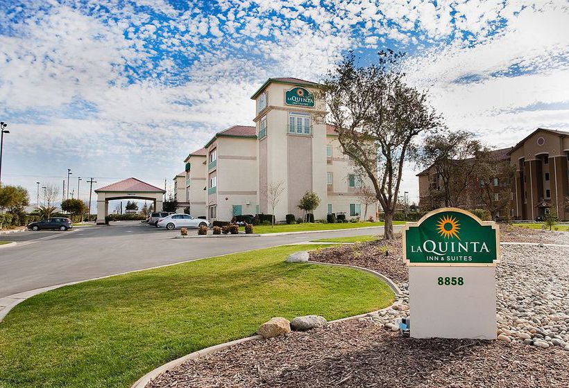 Hotel La Quinta Inn Suites Bakersfield Bakersfield California