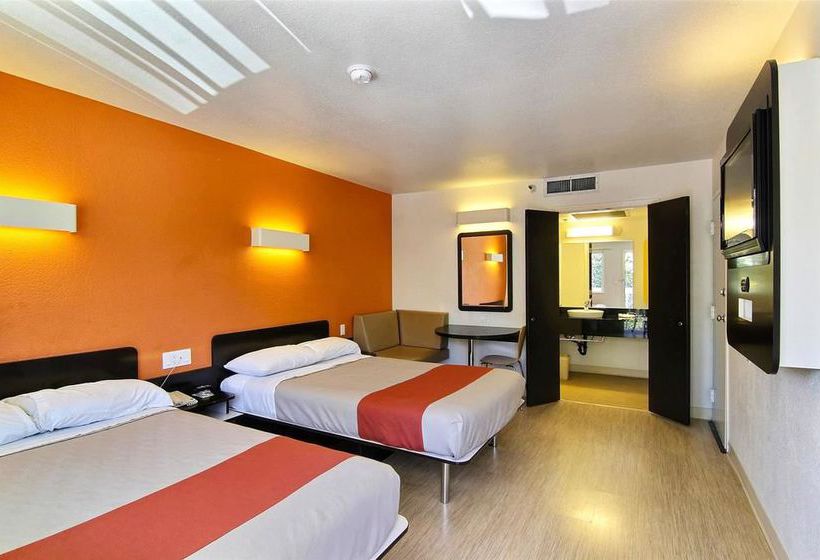Motel 6 Santa Barbara-Carpinteria South  | Carpinteria | California | United States 10