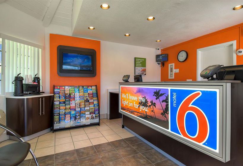 Motel 6 Carlsbad Downtown  | Carlsbad | California | United States 19