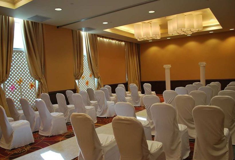 Hotel Embassy Suites Los Angeles Glendale  | Glendale | California | United States 17