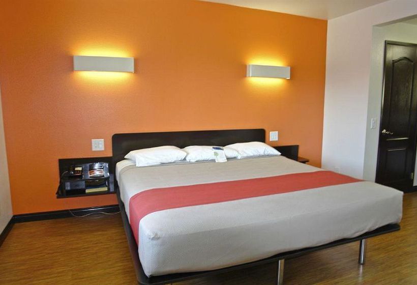 Motel 6 Newport Beach   | Costa Mesa | California | United States 20