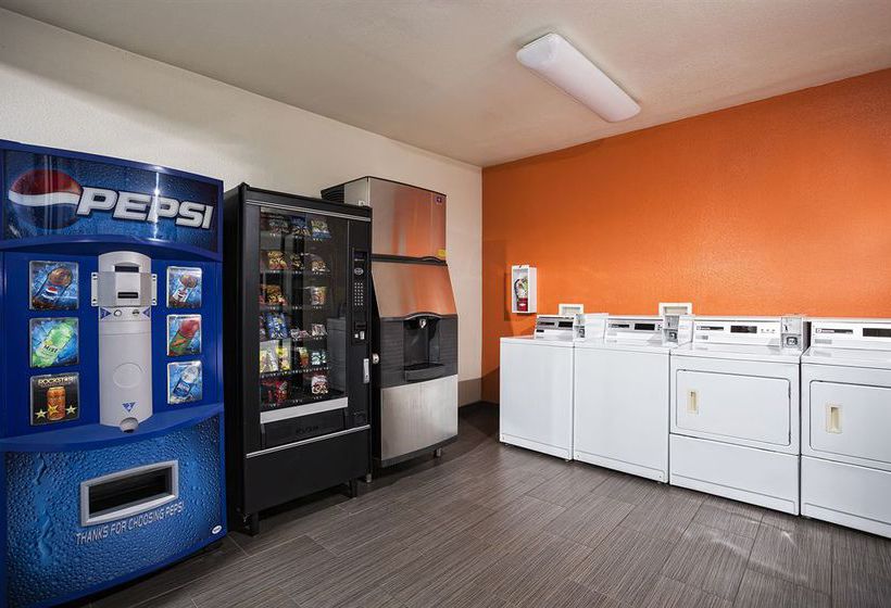 Motel 6 Newport Beach   | Costa Mesa | California | United States 5