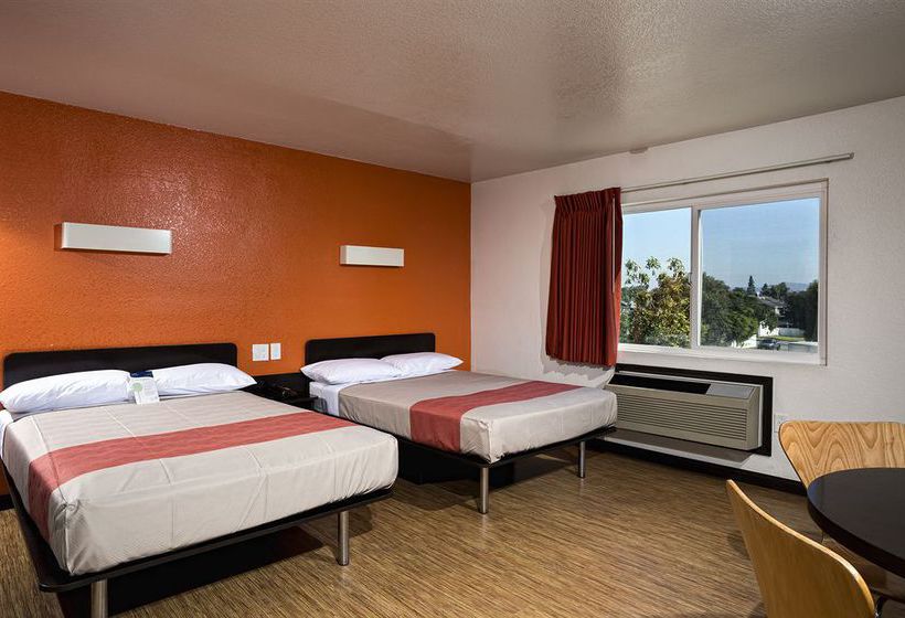 Motel 6 Newport Beach   | Costa Mesa | California | United States 8