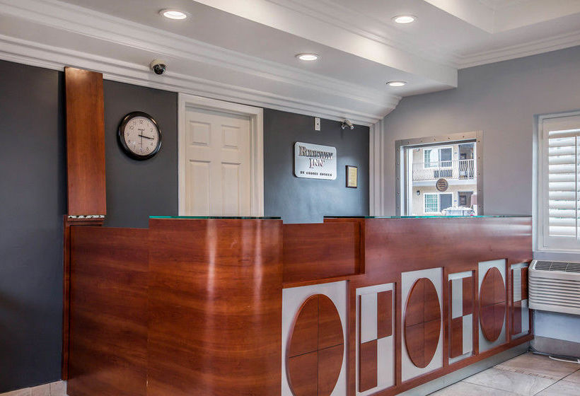 Hotel Rodeway Inn Near Legoland  | Carlsbad | California | United States 13