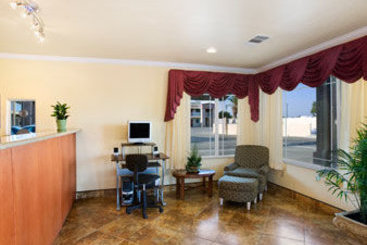 Hotel Super 8 Hanford  | Hanford | California | United States 1