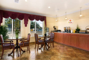 Hotel Super 8 Hanford  | Hanford | California | United States 2