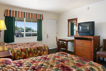Hotel Super 8 Hanford  | Hanford | California | United States 4