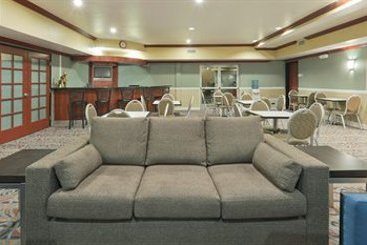 Hotel Holiday Inn Express Bakersfield Central  | Bakersfield | California | United States 12