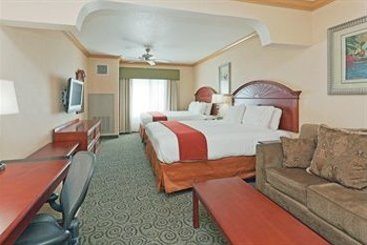 Hotel Holiday Inn Express Bakersfield Central  | Bakersfield | California | United States 15