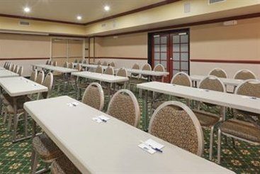 Hotel Holiday Inn Express Bakersfield Central  | Bakersfield | California | United States 8