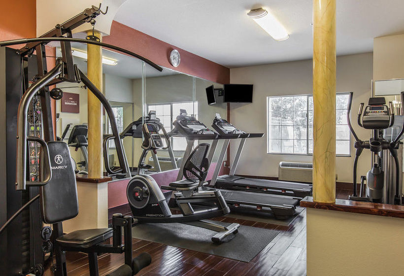 Hotel Comfort Suites Bakersfield  | Bakersfield | California | United States 9