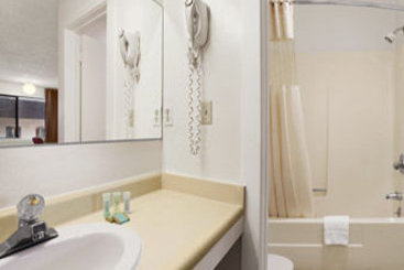 Hotel Fort Bragg Travelodge  | Fort Bragg | California | United States 7