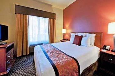 Hotel Hawthorn Suites by Wyndham Oakland Alameda