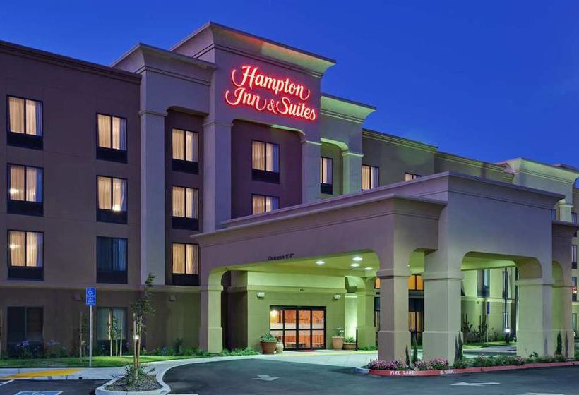 Hotel Hampton Inn Suites Fresno-Northwest Fresno California
