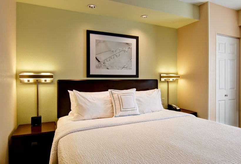 Hotel SpringHill Suites Fresno  | Fresno | California | United States 12
