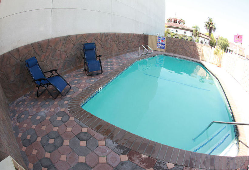 Hotel Glen Capri Inn & Suites Colorado  | Glendale | California | United States 17