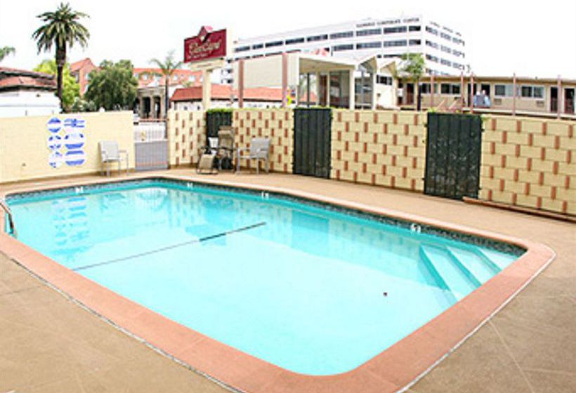 Hotel Glen Capri Inn & Suites Colorado  | Glendale | California | United States 6
